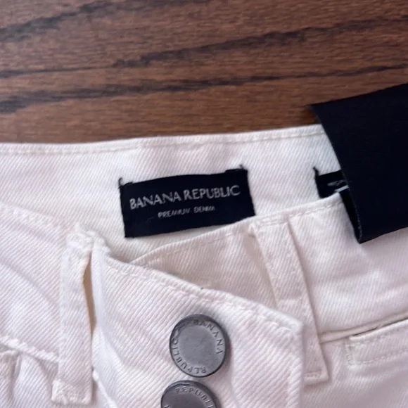 Banana Republic high rise jean. - Picture 3 of 10